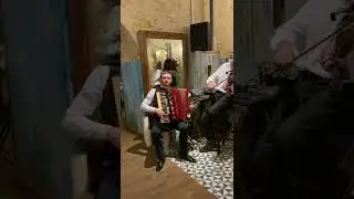 Греческая  дуэта 