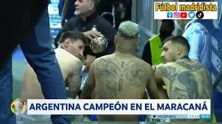 Messi hablando con Neymar luego de la Premiación como en los Viejos Tiempos :')