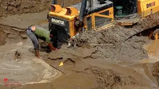 The Bulldozer Sink In Deep Sand And Amazing Technical Skills Helping Using Excavator With Bulldozer
