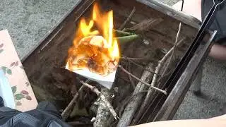 start a fire Flashlight very bright!!