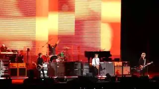 Paul McCartney - Let Me Roll It