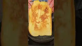 Mordecai And Rigby's Cheesy Melty Masterpiece!😋 