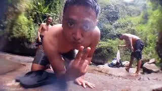 NgluyurAE. Air terjun krecek Madiun.