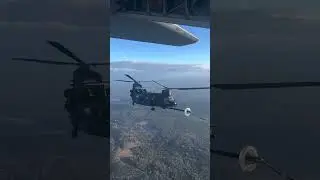 Chinook refueling on air...