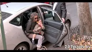 Sarah Jessica Parker strolling with her beautiful Twins in NYC