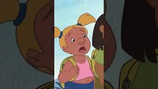 El bicho más mono que una patata 😍 | LILO Y STITCH | @disneychannelES
