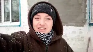 Куры летают/ Как обрезать крылья у Кур/ Снегом Завалило.