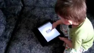 Мой внук на  iPad