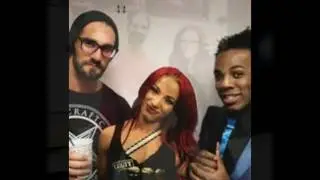 SETH ROLLINS AND SASHA BANKS (SKY THE LIMIT)