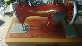 ДЕТСКАЯ ШВЕЙНАЯ МАШИНА ДШМ-1