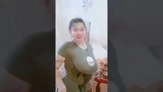 Goyang toket.