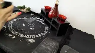 4 Короля: О Чем Он Хочет с Вами Поговорить?!. Что у Него на Душе?