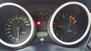 Alfa Romeo GTV (916) 2.0 TS Stock Sound
