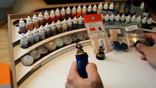 New miniature painting handle from Redgrass Games