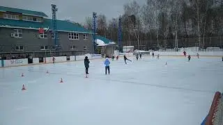 Фигурное катание - элемент тройка