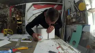 вывеска едет в Англию, гы гы