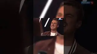 Спел песню Александра Серова перед ним же🫣