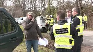 29.04.2024 - Kristiine ebaseadusliku maja juures käib kemplemine omanikuga