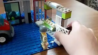 Дом Лего сити от мелкого