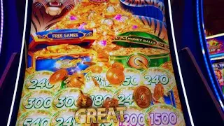 PLAYING THE NEW POWER 4 HUFF AND PUFF AND MONEY BALLS