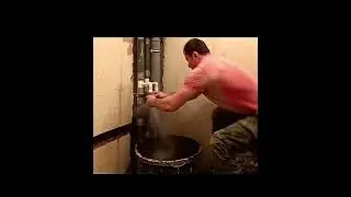 Замена шарового крана под давлением на горячей воде.