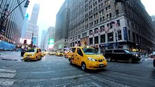 Midtown Manhattan, NYC Snow Walk | 34th St - Herald Square to Flatiron Building - ASMR