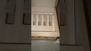 шкатулка сигаретница, пистолет зажигалка,  олх, риберто, виолити, ньюаукцион