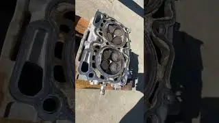 Субару.. поцілувались клапани з поршнями...