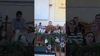 В небі тихо зорі мерехтять… || Християнський вірш на Різдво Христове