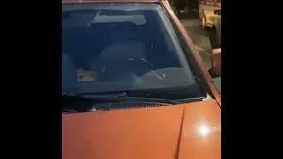 В Екатеринбурге таксист хотел проткнуть колесо скорой помощи и стал фигурантом уголовного дела