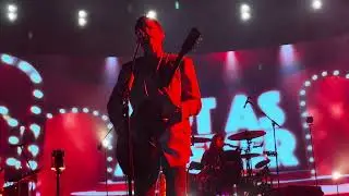 Kings of Leon - Sex on Fire (Live) 4K