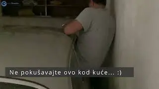 Kako bajkeri ulaze u kola :)
