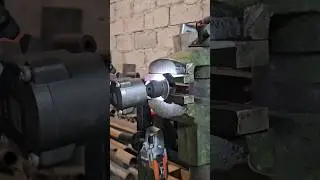 Угловой гайковёрт AEG. Срыв на 200 Нм.