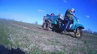 Выходные в деревне. Покатушки на мотороллере муравей. Небольшой гряземес.