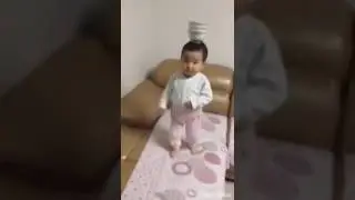 Вы такого еще не видели! Взрослый так не каждый сможет! А здесь ребенок