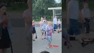Бабуля отжигает  