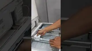 sore ini harus membersihkan kaca mesin fotocopy