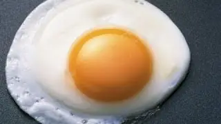 How to fry eggs?