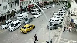 Türkiye Geneli Mobese Tarfik Kaza Görüntüleri ( Mayıs-Haziran 2022 Tarihli)