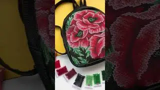 Фанати рюкзаків, ви будете в захваті від нього🤩В кінці вишитий з нашим авторським підбором кольорів