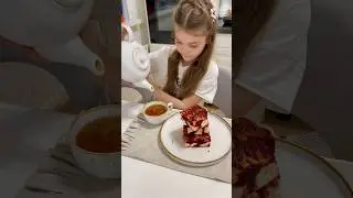 Десерт ДВА В ОДНОМ! Брауни-ЧИЗКЕЙК. Вкусновато ДА МАЛОВАТО #рек #рекомендации #рецепты #shorts