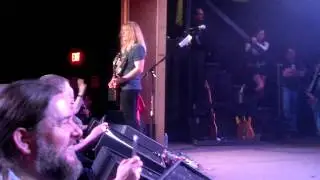 Black N Blue Live 