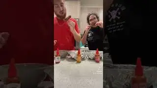 Melinda hot sauce review #food #hotsauce #review #chickenwings #chicken  #foodreview #foodlover