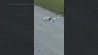 RC Landung Eachine P-51D Miss Helen von Banggood