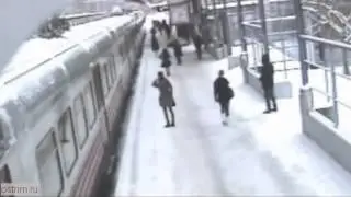 Попытка убийства   на вокзале скрытая камера