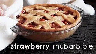 Strawberry Rhubarb Pie // Vegan + Gluten Free