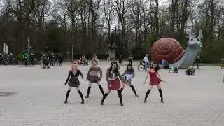 Buttons - YXNow  | Showcase on Mar ‘24 RPD.Munich | Kpop in Public