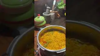 Special മസാല ചേർത്ത് പച്ചരി കൊണ്ട് ഒറ്റ വിസിലിൽ ഒരു തക്കാളി പച്ചമുളക് കൊണ്ട് അടിപൊളി ചോറ് ഫുൾ വേണോ