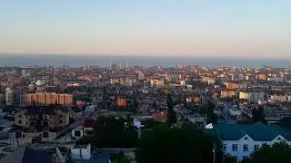 ЗАКАТ С ГОРЫ ТАРКИ-ТАУ. ВИД НА МАХАЧКАЛУ С ВЫСОТЫ / Makhachkala, panorama of the city