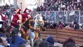 Sartiglia: Sfilata dei Cavalieri 17.02.2015, V. Mazzini